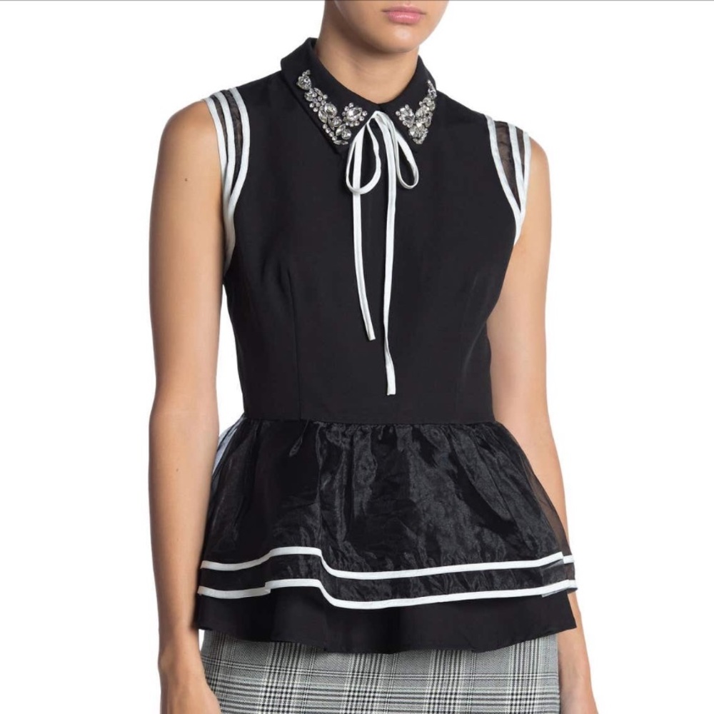 NWT Gracia Sleeveless Peplum Crystal Neck Blouse